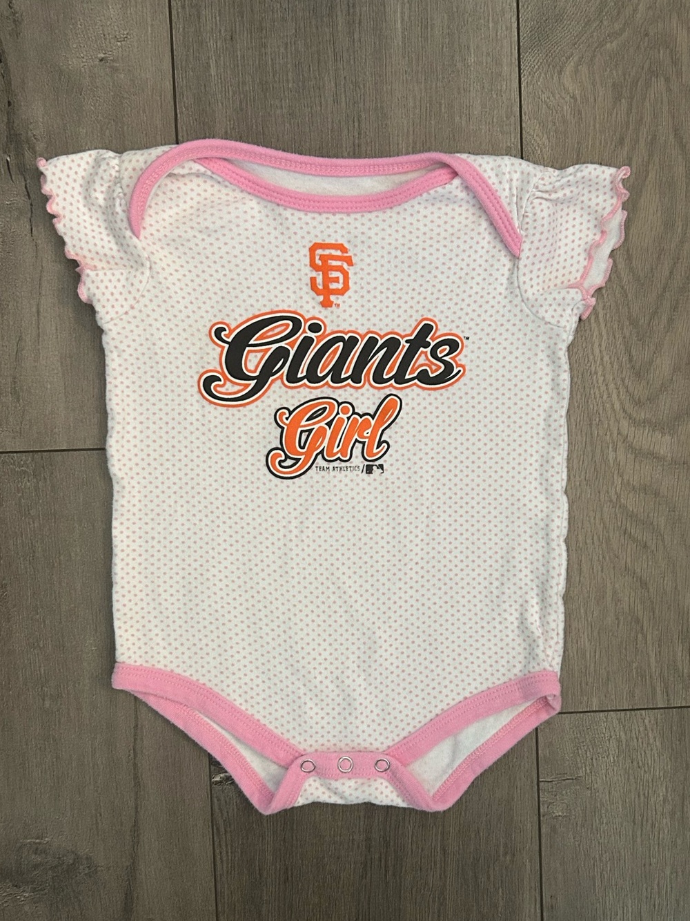 Officially licensed MLB Team Apparel San Francisco Giants baby girl onsie 18 mo
